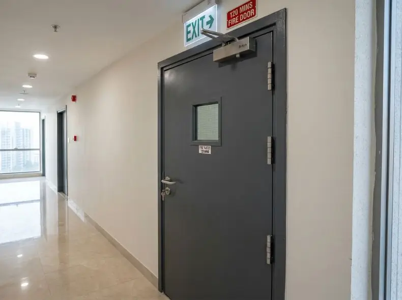 Certified fire rated door for commercial and industrial buildings